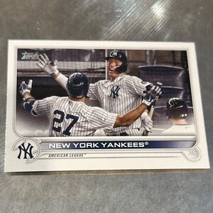 Topps Black and White Card Game